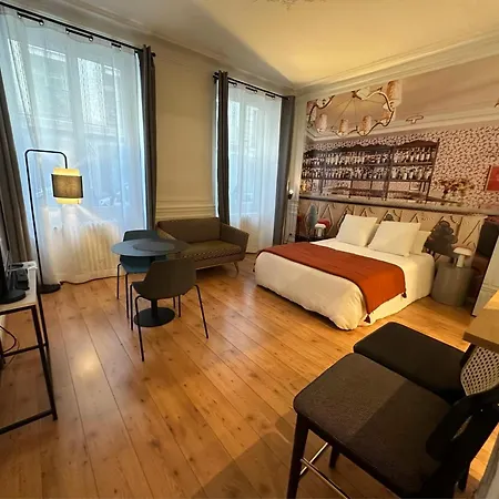 8 * Parigi